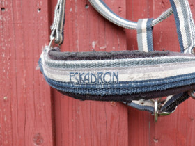 Eskadron sini-valkoraidallinen riimu pienehkö FULL