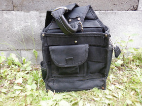 Isabell Werth hoitolaukku, musta, melko pieni