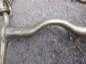 Aurigan kankikuolain kallistetulla kielen tilalla, 13,5 cm