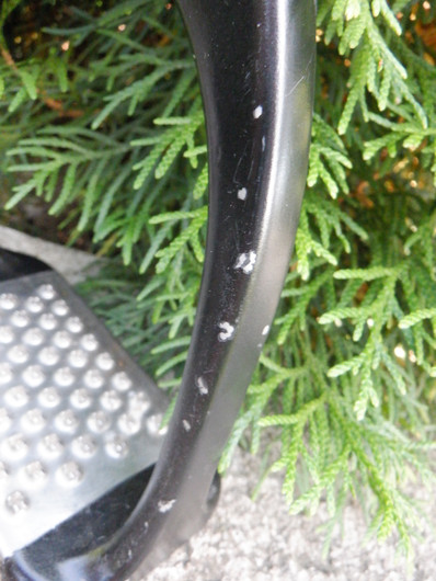 Mustat alumiinijalustimet leveällä päkiän osalla 12 cm