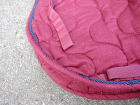 Viininpunainen satulahuopa yleissatulaan FULL