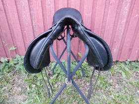 Klimke Millers koulusatula, leveys MW, istuin 17