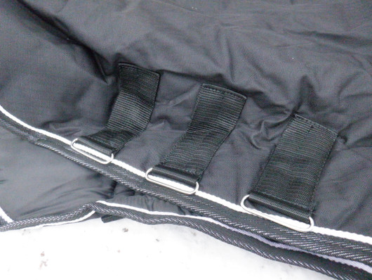 UUSI Ulkotoppaloimi musta 300 g fullneck 155 cm