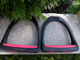 Komposiittijalustimet pinkeillä kumeilla 12,5 cm