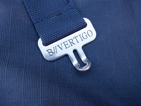 B. Vertigo sininen vuoreton sadeloimi 155 cm