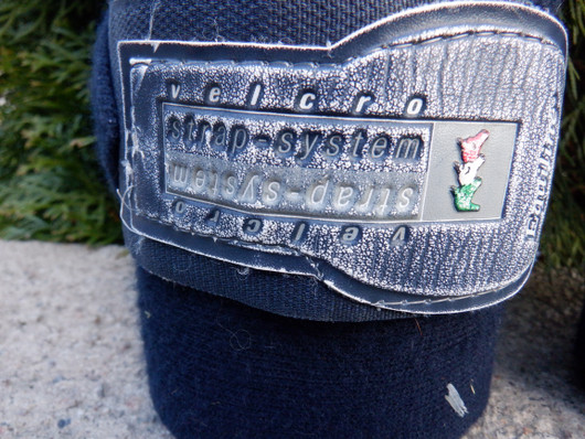 Equiline tummansiniset lämpöpintelit 2 kpl, eri paria