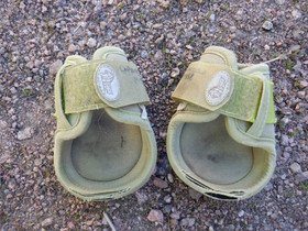 Limen väriset takajalan matalat hivutussuojat COB