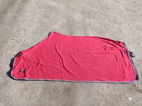 Punainen Eskadron fleeceloimi 150 cm
