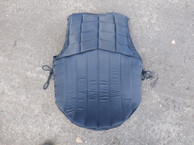 Racesafe musta palaturvaliivi aikuisten XS koko, short back