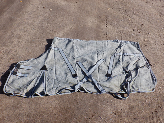 Harmaaruudullinen talliloimi villasekoite(?)vuorella 140 cm