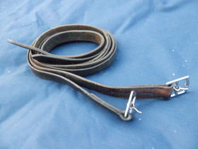 Jalustinremmit, nahkaiset, olleet mustat n. 160 cm