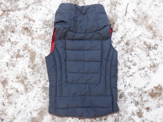 Tummansininen Jacson toppaliivi, koko 140 cm