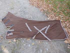 Ruskea fullneck fleeceloimi 135 cm.