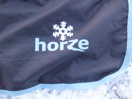 Horze ruskea sisätoppaloimi n. 250 (?) g,  135 cm