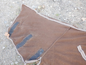 Ruskea fullneck fleeceloimi 135 cm.