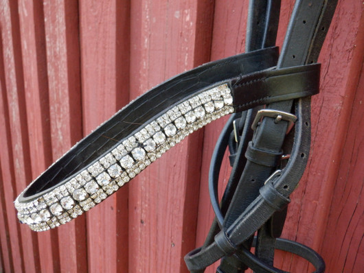 Horseware-suitset blingillä otsapannalla COB