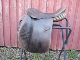 Frank Baines Reflex yleissatula, leveys EW istuin 17 tuumaa