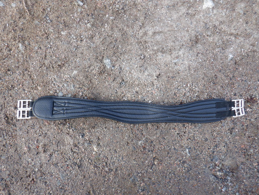 UUSI? hieman muotoiltu musta satulavyö neopreenia/sympatexia 100 cm 