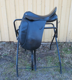 Cliff Barnsby Kanter koulusatula, leveys 5, istuin isohko 17 tuumaa