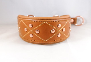 Puolikiristävä niitti-ommelpanta