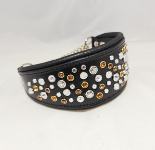 Puolikiristävä strassipanta