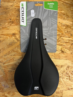 Satula CAVO Race musta 253x143mm