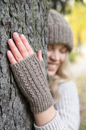 OHJE : Muurahaisenpolku kämmekkäät Wilhelmi - langasta