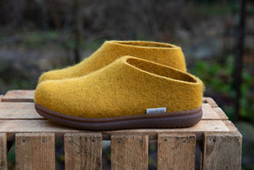 felt shoes