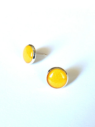 Morning dew -stud earrings