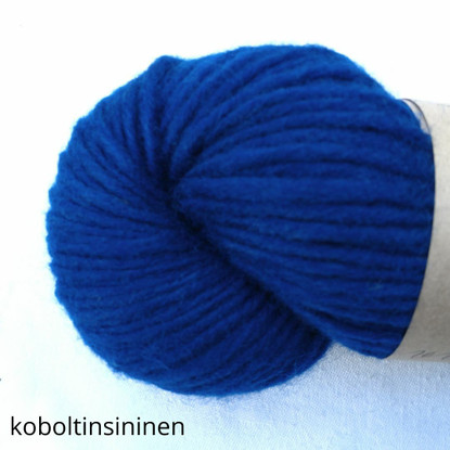 Unelma fluffy lamb´s wool yarn, colored