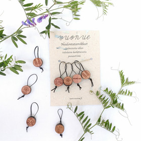 Stitch markers, 4 pcs