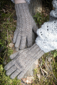 Muurahaisenpolku - sormikkaat, ohje tiedostona