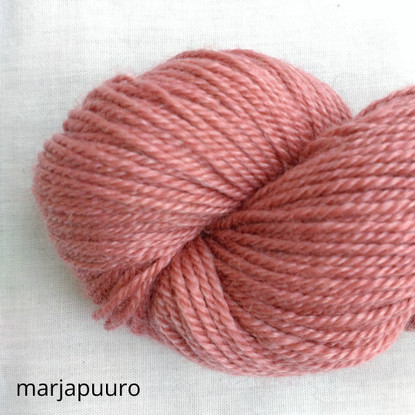 Pentti worsted yarn, dyed, different colors