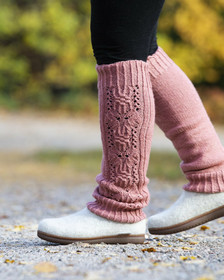 Clematis legwarmers, pattern (in Finnish)