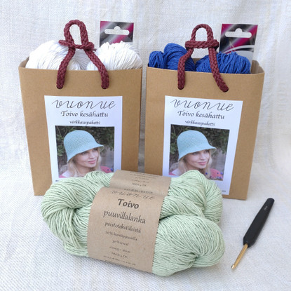crocheting packet (pattern in Finnish)