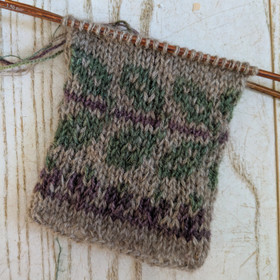 Yarn package for Poppy Bloom pullover