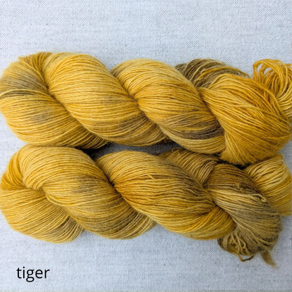 Elvi alpaca yarn, 90 g, hand dyed