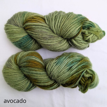 Unelma fluffy lamb´s wool yarn, hand dyed