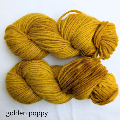 Unelma fluffy lamb´s wool yarn, hand dyed