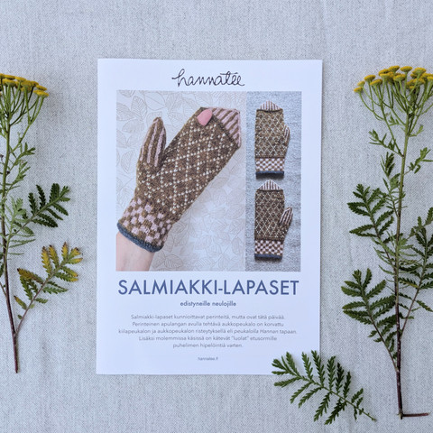 Salmiakki mittens, pattern in Finnish