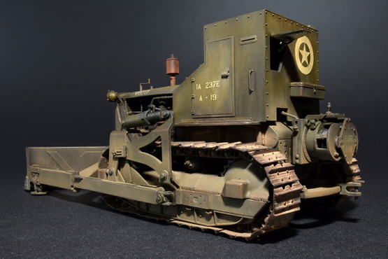 MiniArt 1/35 U.S. Armoured Bulldozer