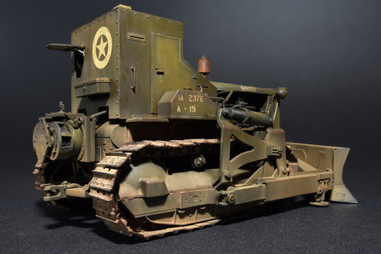 MiniArt 1/35 U.S. Armoured Bulldozer