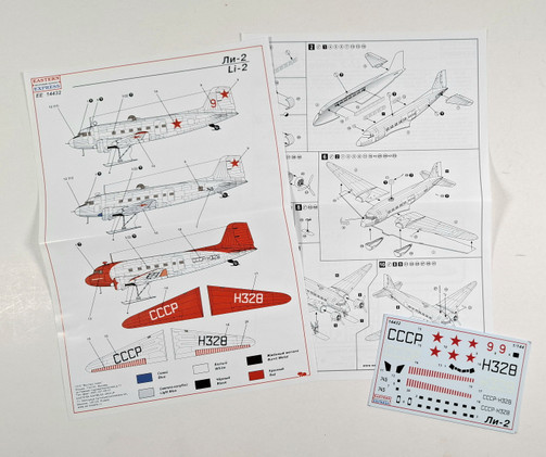 KÄYTETTY Eastern Express 1/144 Transport Aircraft Li-2T Winter Version