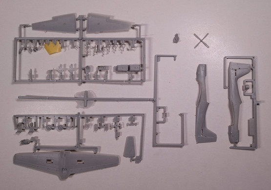 KÄYTETTY Airfix 1/72 Shorts Tucano T1