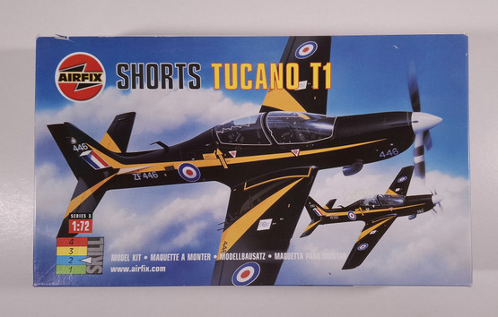KÄYTETTY Airfix 1/72 Shorts Tucano T1
