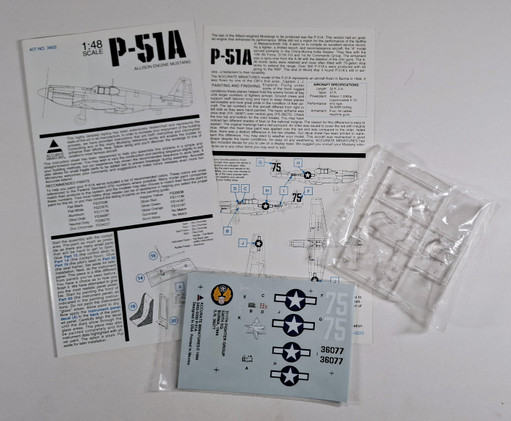 KÄYTETTY Accurate Miniatures 1/48 P-51A Mustang