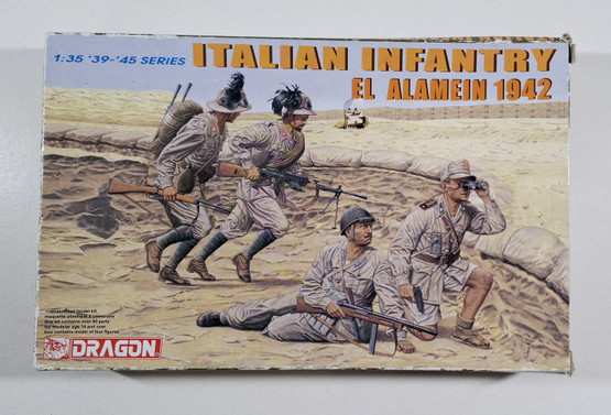 KÄYTETTY Dragon 1/35 Italian Infantry El Alamein 1942