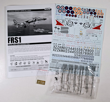 KÄYTETTY Kinetic 1/48 FRS.1 Royal Navy Sea Harrier FRS.1