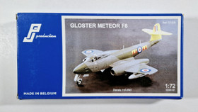 KÄYTETTY PJ Production 1/72 Gloster Meteor F8 + lisäosia
