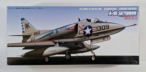 KÄYTETTY Fujimi 1/72 U.S.Navy A-4B VA-106 